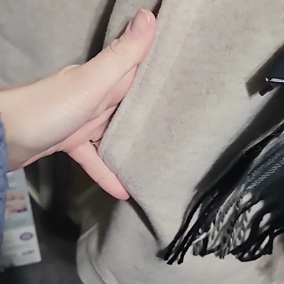 NWT D.E.T.A.I.L.S I.N.C Cozy Beige Hooded Coat with Plaid Scarf Faux Fur Size 3X - Picture 7 of 10